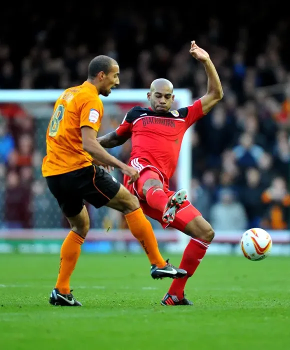 Framed Print : Marvin Elliott vs. Karl Henry: Foul Clash at Ashton Gate Framed Print : Marvin Elliott vs. Karl Henry: Foul Clash at Ashton Gate