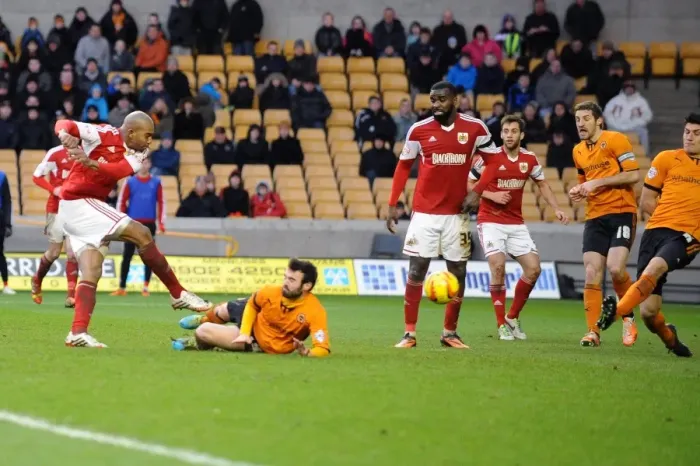 Framed Print : Marvin Elliott's Shot at Glory: Wolverhampton Wanderers vs. Bristol City, Sky Bet League One, 2014