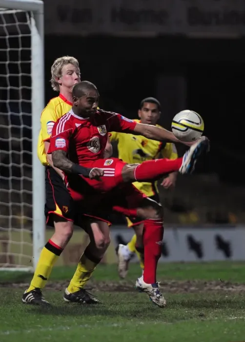 Framed Print : Marvin Elliott's Thrilling Overhead Kick vs. Watford (Championship 2011) Framed Print : Marvin Elliott's Thrilling Overhead Kick vs. Watford (Championship 2011)
