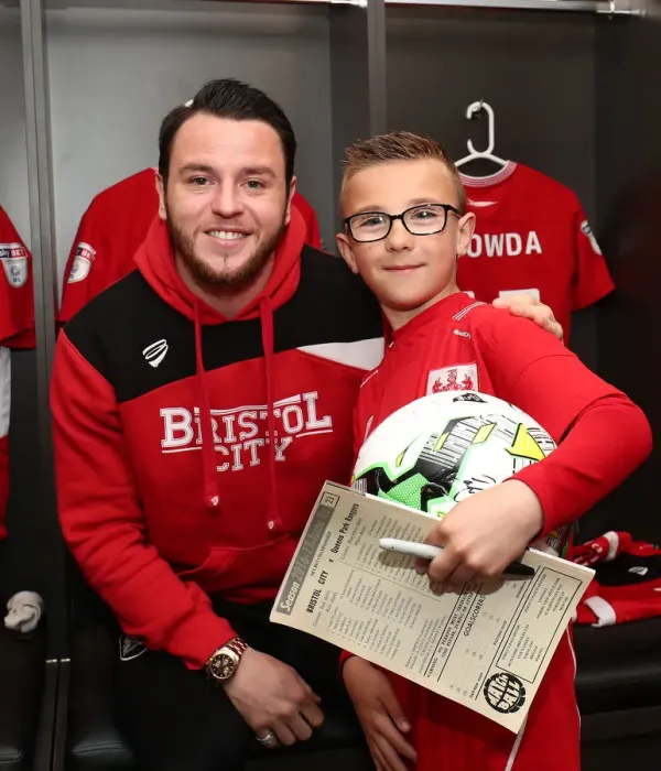Framed Print : Mascot Showdown: Bristol City vs Queens Park Rangers - Sky Bet Championship, Ashton Gate Framed Print : Mascot Showdown: Bristol City vs Queens Park Rangers - Sky Bet Championship, Ashton Gate