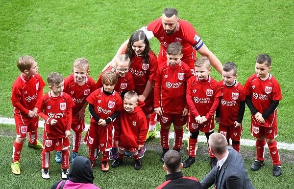 Mascots and Aaron Wilbraham of Bristol City Before the Sky Bet Championship Match against Burton Albion, 2017