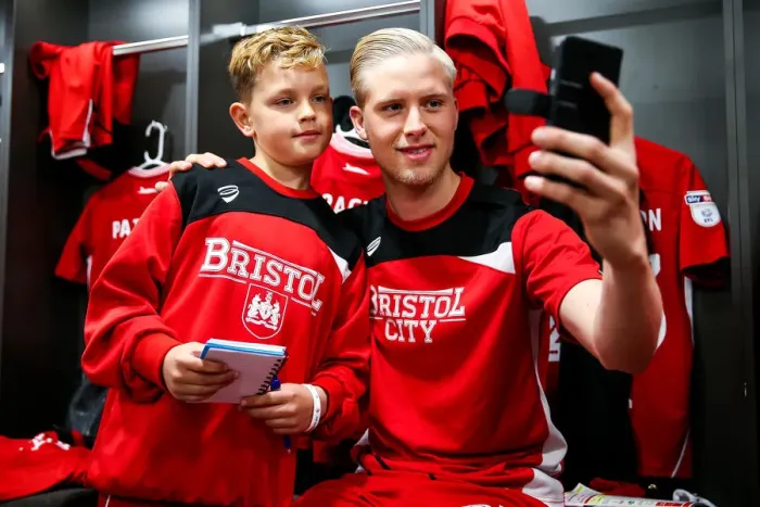 Framed Print : Mascots in the Bristol City Dressing Room: Unity Before the Barnsley Match Framed Print : Mascots in the Bristol City Dressing Room: Unity Before the Barnsley Match