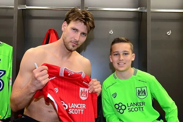 Mascots in the Changing Rooms: Bristol City vs. Wolverhampton Wanderers (08.04.2017)