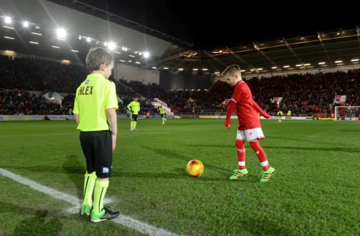 Framed Print : Mascots Kick Off: Bristol City vs Brighton, Sky Bet Championship (Ashton Gate, 2016)