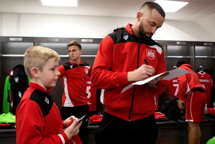 Framed Print : Mascots and Players Meet Up: Bristol City vs Norwich City, Sky Bet Championship