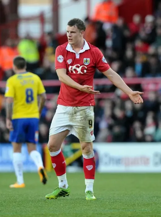 Framed Print : Matt Smith in Action: Bristol City vs Crawley Town, Sky Bet League One, Ashton Gate, December 13, 2014