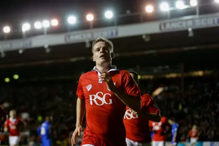 Framed Print : Matt Smith's Decisive Goal: 1-0 for Bristol City in Johnstones Paint Trophy (5-2 Agg.) Framed Print : Matt Smith's Decisive Goal: 1-0 for Bristol City in Johnstones Paint Trophy (5-2 Agg.)