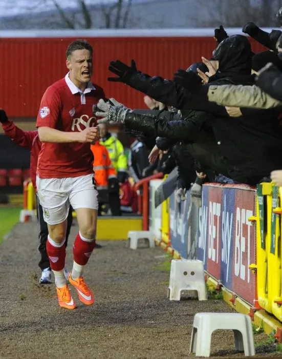Framed Print : Matt Smith's Euphoric Goal: Bristol City's Triumph over Yeovil Town (December 2014) Framed Print : Matt Smith's Euphoric Goal: Bristol City's Triumph over Yeovil Town (December 2014)