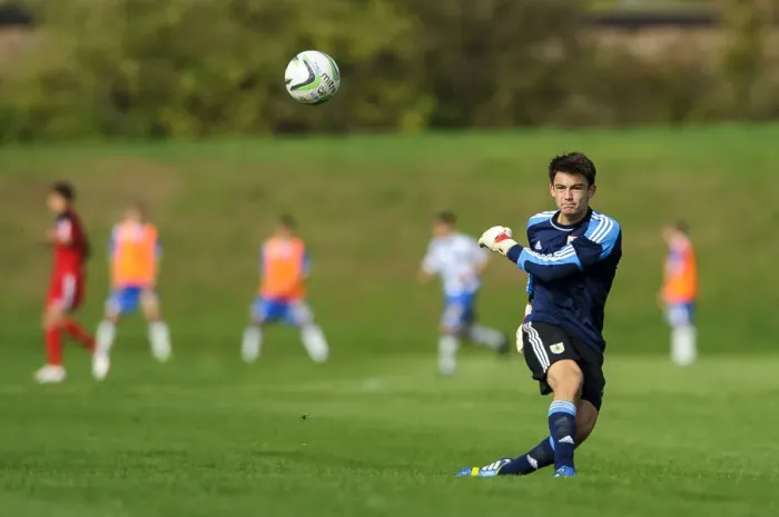 Framed Print : Max O'Leary in Action: Bristol City U18 vs Brighton & Hove Albion U18, October 2013 Framed Print : Max O'Leary in Action: Bristol City U18 vs Brighton & Hove Albion U18, October 2013