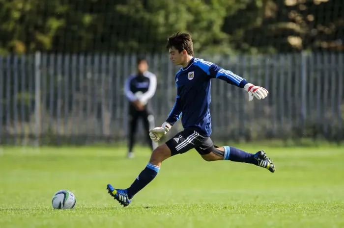 Framed Print : Max O'Leary in Action: Bristol City U18s vs Brighton & Hove Albion U18s Football Training Session Framed Print : Max O'Leary in Action: Bristol City U18s vs Brighton & Hove Albion U18s Football Training Session