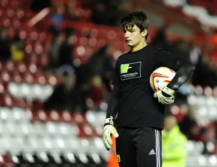 Framed Print : Max O'Leary in Action: Bristol City vs. Brentford, Sky Bet League One, 2013