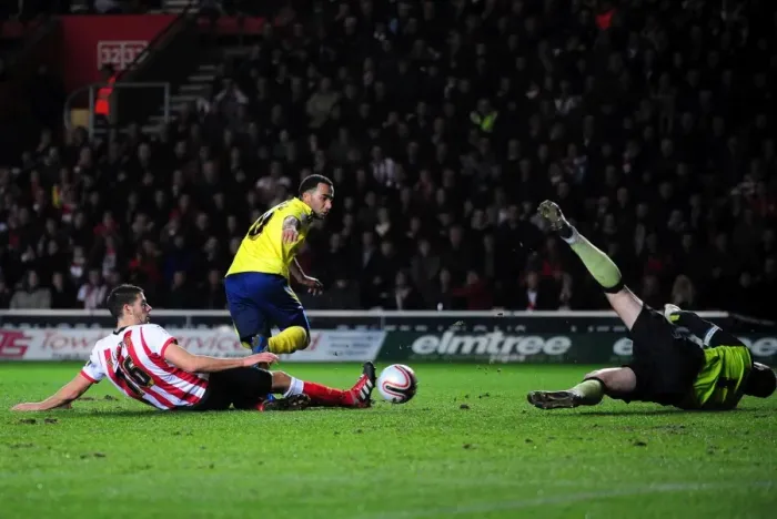 Framed Print : Maynard's Effort Saved, Pearson Scores: Southampton vs. Bristol City (Championship, 30 / 12 / 2011)