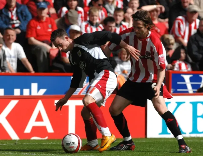 Framed Print : McIndoe in Action: Sheffield United vs. Bristol City