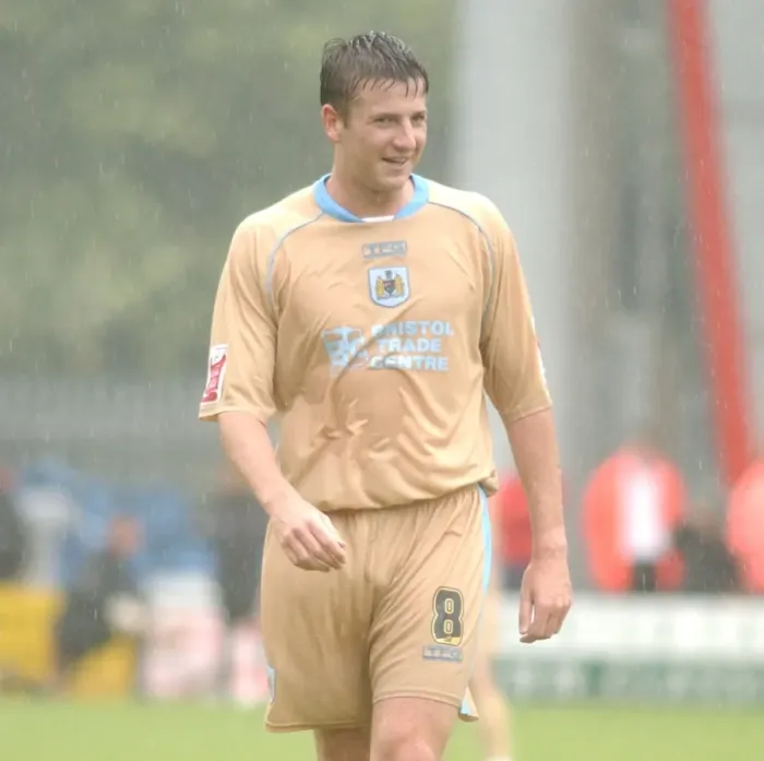 Framed Print : Michael Bridges in Action for Bristol City (05-06) Framed Print : Michael Bridges in Action for Bristol City (05-06)