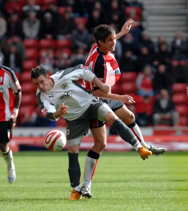 Framed Print : Michael McIndoe in Action: Southampton vs. Bristol City Framed Print : Michael McIndoe in Action: Southampton vs. Bristol City