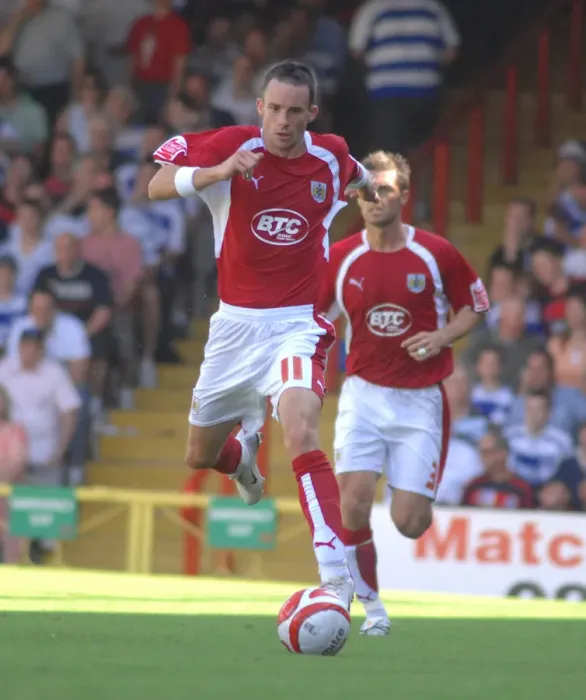 Framed Print : Michael McIndoe of Bristol City Facing Off Against QPR Framed Print : Michael McIndoe of Bristol City Facing Off Against QPR