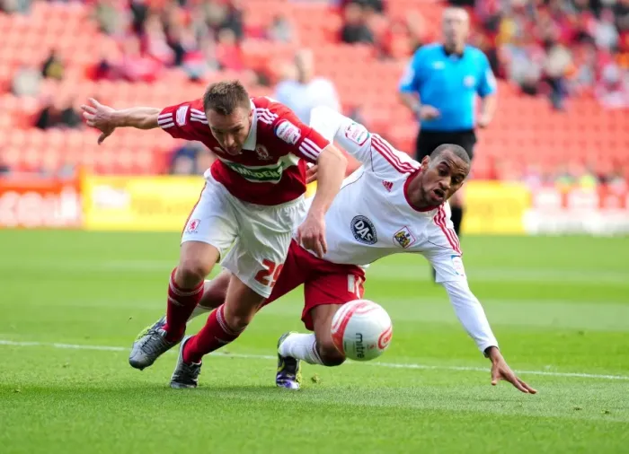 Framed Print : Middlesbroughs Tony McMahon battles for the ball with Bristol Citys Danny Haynes Framed Print : Middlesbroughs Tony McMahon battles for the ball with Bristol Citys Danny Haynes