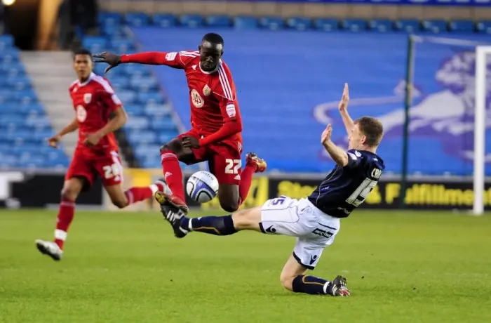 Framed Print : Millwall v Bristol City 120411