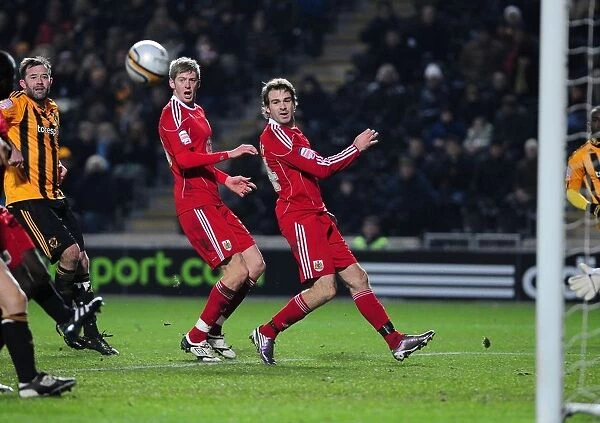 Moments Away: A Missed Connection - Stead and Pitman at the Brink of Glory with Rose's Cross (Bristol City vs. Hull City, Championship Football Match, 18 / 12 / 2010)