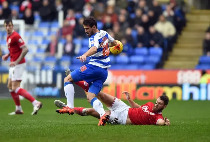 Framed Print : Nathan Baker Tackles Orlando Sa in Reading vs. Bristol City Championship Clash