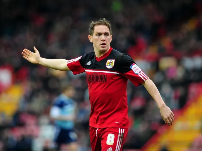 Framed Print : Neil Kilkenny in Action: Bristol City vs. Middlesbrough, Npower Championship 2013 Framed Print : Neil Kilkenny in Action: Bristol City vs. Middlesbrough, Npower Championship 2013