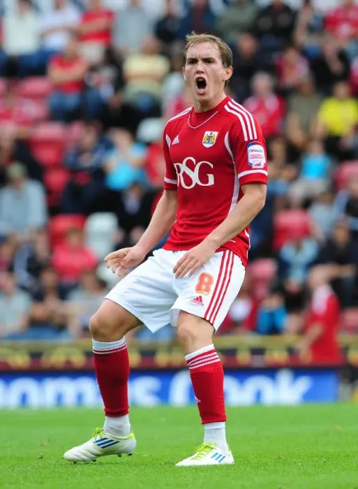 Framed Print : Neil Kilkenny in Action: Bristol City vs Brighton, Championship Match at Ashton Gate Stadium (September 10, 2011)