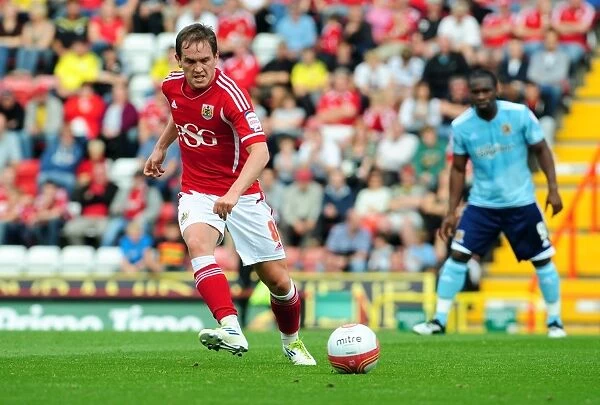 Neil Kilkenny in Action: Bristol City vs Hull City, Championship Match - 24 / 09 / 2011