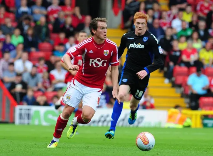 Framed Print : Neil Kilkenny in Action: Championship Showdown between Bristol City and Portsmouth (2011), Ashton Gate Stadium Framed Print : Neil Kilkenny in Action: Championship Showdown between Bristol City and Portsmouth (2011), Ashton Gate Stadium