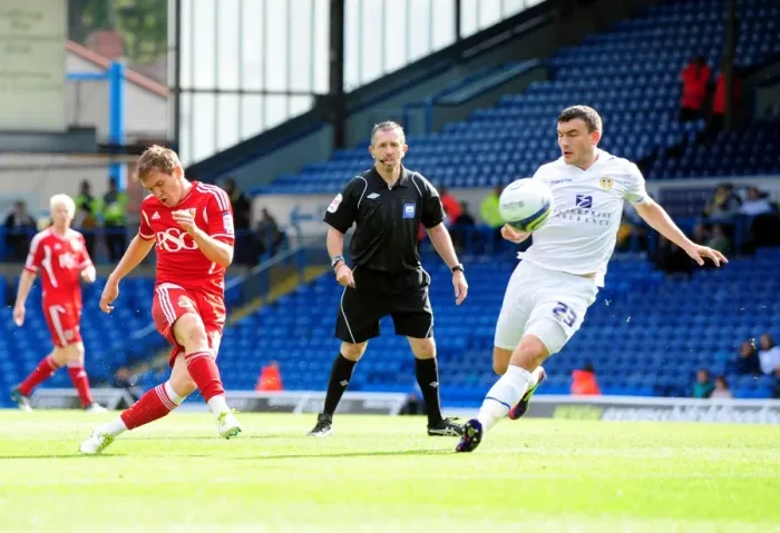 Framed Print : Neil Kilkenny Returns: Leeds United vs. Bristol City, League Cup, September 16, 2011