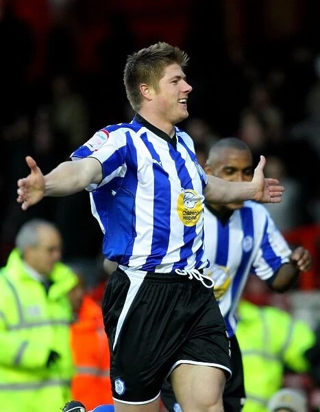 Neil Mellor's Euphoric FA Cup Goal for Bristol City vs. Sheffield Wednesday (08 / 01 / 2011)