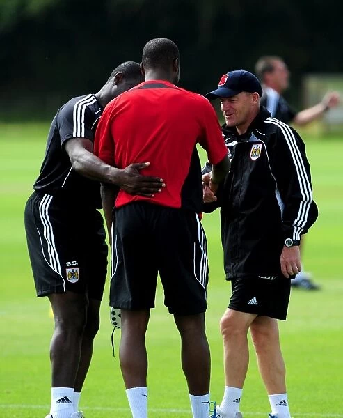 New Signing Kalifa Cisse Meets Manager Steve Coppell: Pre-Season Training at Bristol City