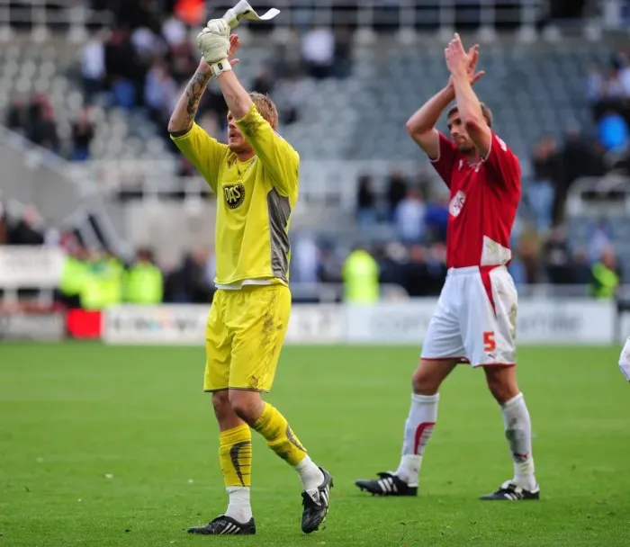 Framed Print : Newcastle Utd vs. Bristol City: A Football Showdown - Season 09-10