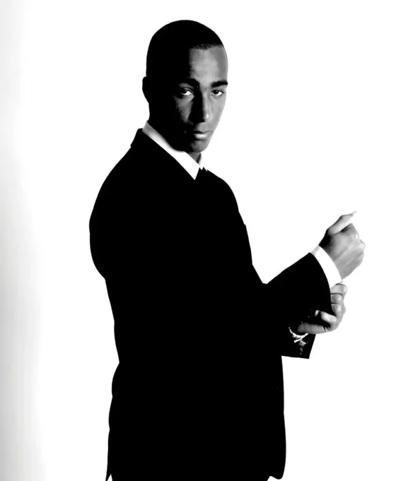 Framed Print : Nicky Maynard: A Beacon of Determination in Bristol City's 08-09 Season