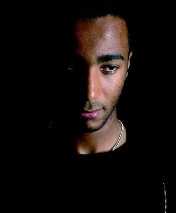 Framed Print : Nicky Maynard: A Beacon of Determination in Bristol City's 09-10 Season