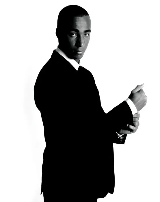 Framed Print : Nicky Maynard: A Beacon of Determination in Bristol City's 2008-2009 Season