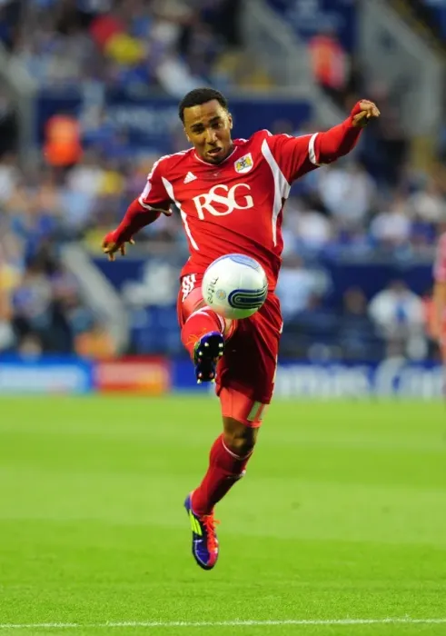 Framed Print : Nicky Maynard of Bristol City Against Leicester City in Championship Match at King Power Stadium - 06 / 08 / 2011