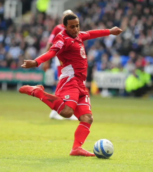 Framed Print : Nicky Maynard's Championship Goal: Reading vs. Bristol City, March 13, 2010