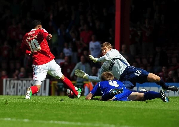 Nicky Maynard's Close Call: Bristol City vs. Ipswich Town, Championship Match, April 16, 2011