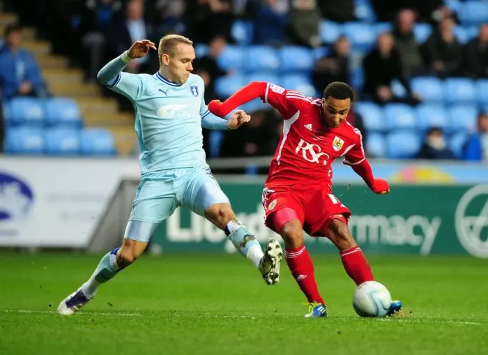 Framed Print : Nicky Maynard's Deflected Shot: Coventry City vs. Bristol City, Championship (26 / 12 / 2011) Framed Print : Nicky Maynard's Deflected Shot: Coventry City vs. Bristol City, Championship (26 / 12 / 2011)