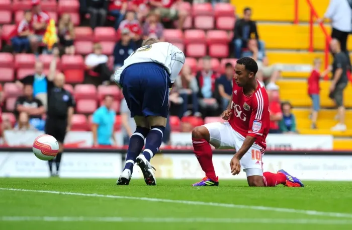 Framed Print : Nicky Maynard's Disallowed Goal: Bristol City vs. Ipswich Town, Championship, 2011 Framed Print : Nicky Maynard's Disallowed Goal: Bristol City vs. Ipswich Town, Championship, 2011