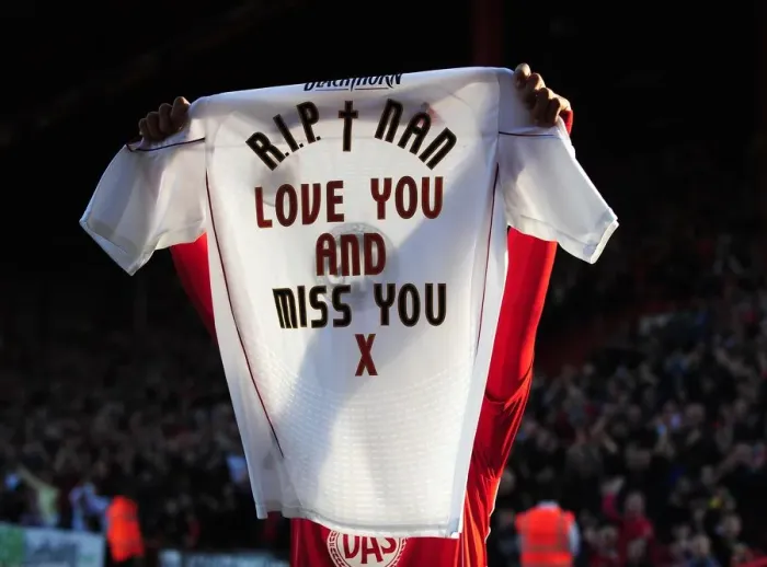 Framed Print : Nicky Maynard's Emotional Tribute: Honoring His Late Nan with a Goal for Bristol City (Championship, March 19, 2011 - Bristol City v Burnley, Ashton Gate Stadium)