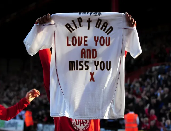 Framed Print : Nicky Maynard's Emotional Tribute: Honoring His Late Nan with a Goal Celebration (Championship, March 19, 2011 - Bristol City vs. Burnley)