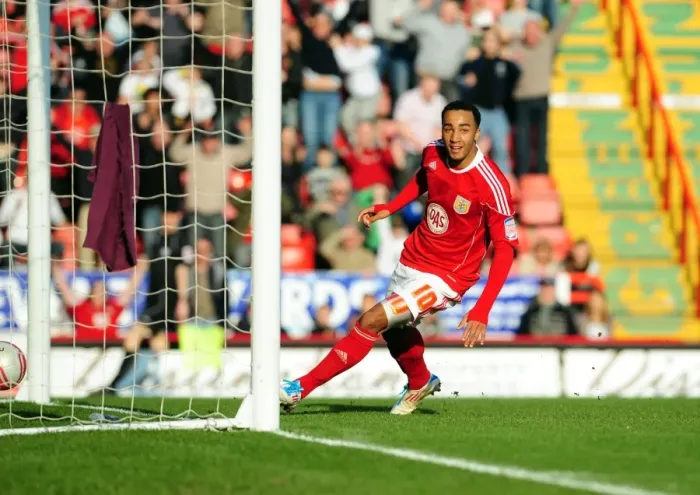 Framed Print : Nicky Maynard's Euphoric Championship Goal Celebration: A Memorable Moment at Ashton Gate (Bristol City vs Burnley, March 19, 2011)