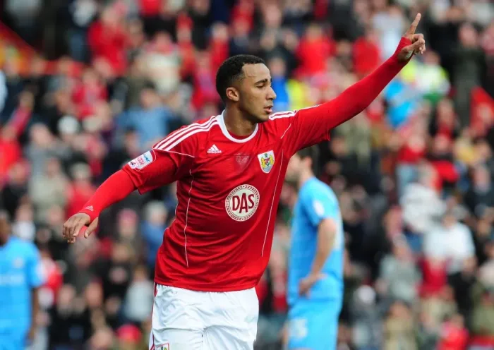 Framed Print : Nicky Maynard's Solo Goal: Championship Win for Bristol City over Doncaster Rovers (02 / 04 / 2011)
