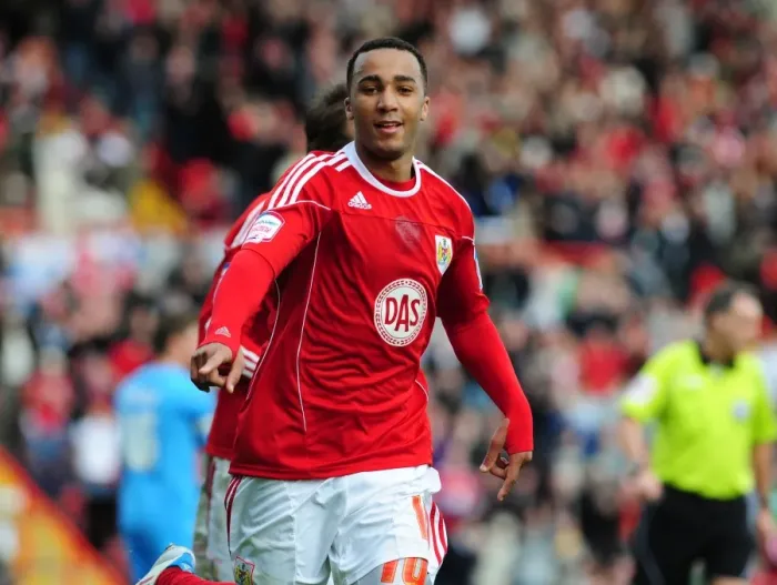 Framed Print : Nicky Maynard's Solo Goal: Championship-Winning Moment for Bristol City over Doncaster Rovers (April 2011) Framed Print : Nicky Maynard's Solo Goal: Championship-Winning Moment for Bristol City over Doncaster Rovers (April 2011)