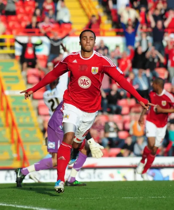 Framed Print : Nicky Maynard's Thrilling Championship Goal Celebration: A Memorable Moment for Bristol City vs. Burnley (19 / 03 / 2011) Framed Print : Nicky Maynard's Thrilling Championship Goal Celebration: A Memorable Moment for Bristol City vs. Burnley (19 / 03 / 2011)