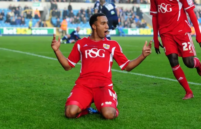 Framed Print : Nicky Maynard's Thrilling Goal Celebration: Millwall vs. Bristol City (Championship 2011) Framed Print : Nicky Maynard's Thrilling Goal Celebration: Millwall vs. Bristol City (Championship 2011)