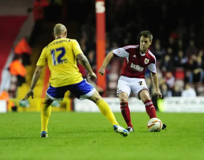 Framed Print : Nicky Shorey in Action: Bristol City vs. Brentford, Sky Bet League One, October 2013 Framed Print : Nicky Shorey in Action: Bristol City vs. Brentford, Sky Bet League One, October 2013
