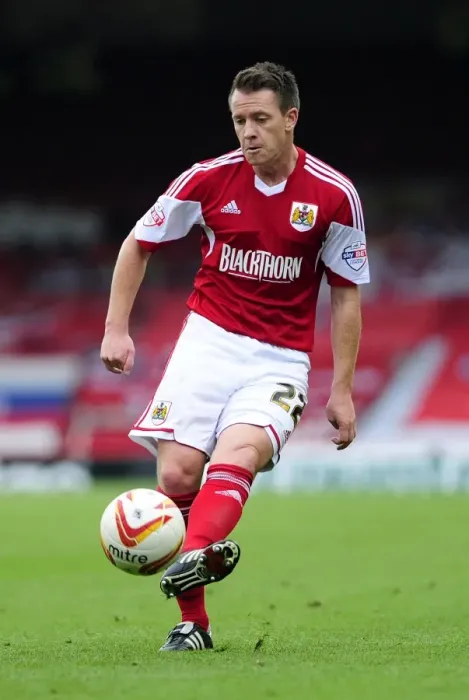 Framed Print : Nicky Shorey in Action: Bristol City vs Colchester United, Sky Bet League One, 2013