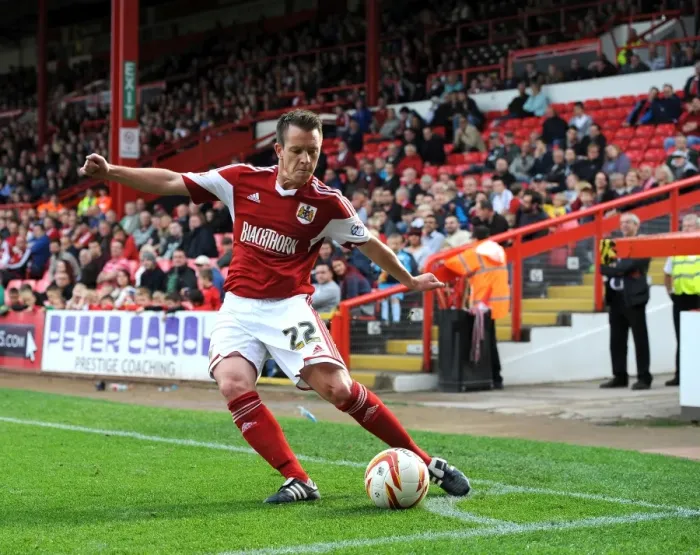 Framed Print : Nicky Shorey Readies for Corner Kick: Bristol City vs Colchester United, Sky Bet League One, 2013 Framed Print : Nicky Shorey Readies for Corner Kick: Bristol City vs Colchester United, Sky Bet League One, 2013